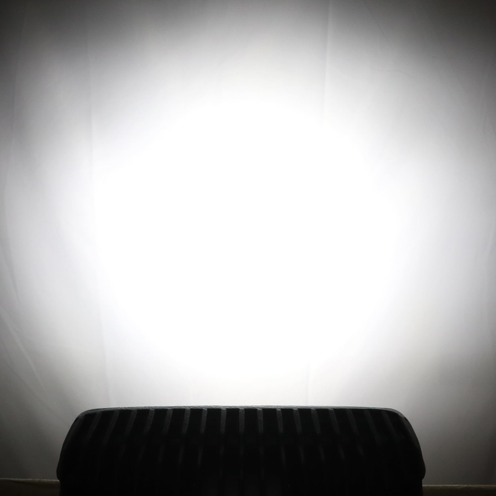 Willpower 6 inch LED Work Light Bar, 24W LED Driving Lamp Floodlight 12V 24V Headlight with Mounting Bracket for Jeep Truck SUV ATV Boat,2 Pieces - Image 7